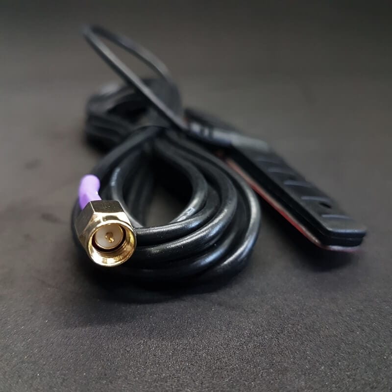 LTE antenna package contents: IP67 flat panel, 3-metre SMA male cable, and adhesive mounting tape