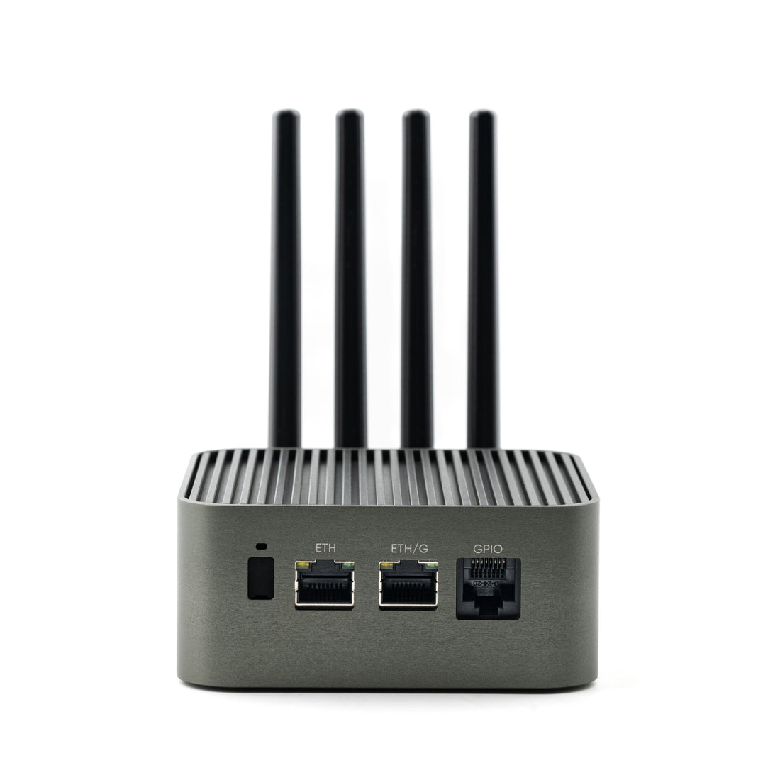 ALPON X5 AI edge AI computer, front view with four antennas attached