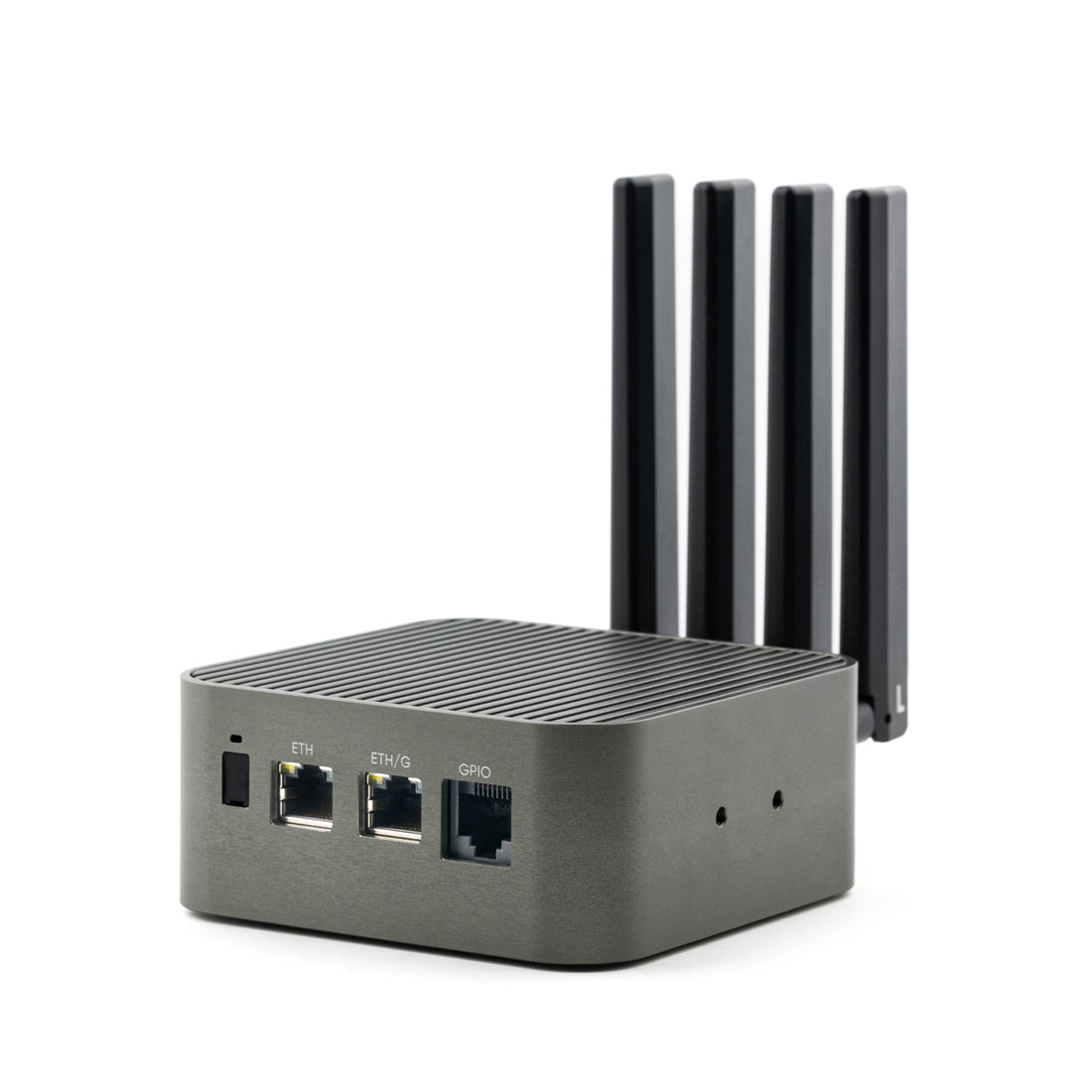 ALPON X5 AI, angled view of the port panel with four antennas